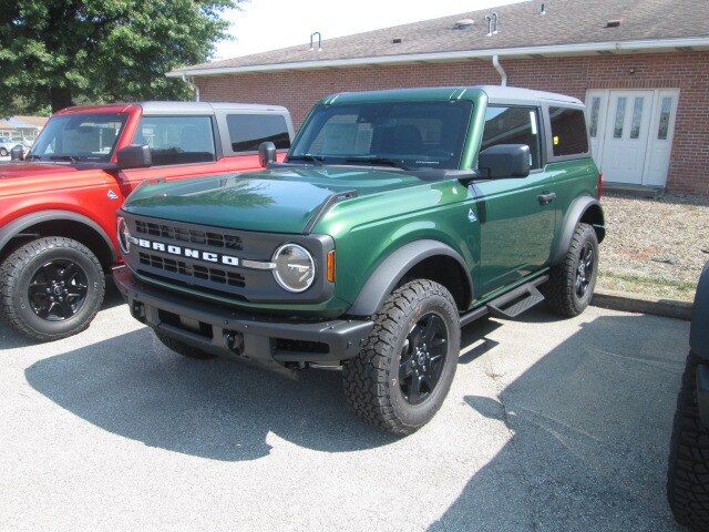 2024 Ford Bronco Black Diamond photo 4