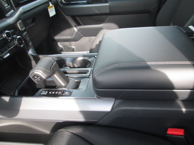 2026 Ford F-150 XLT - Photo 9