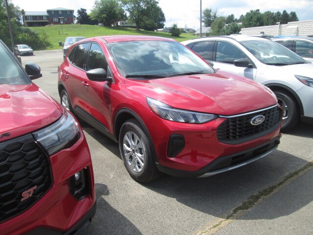 2025 Ford Escape Active photo 3