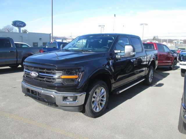 2024 Ford F-150 XLT photo 3
