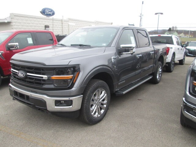 2025 Ford F-150 XLT photo 4