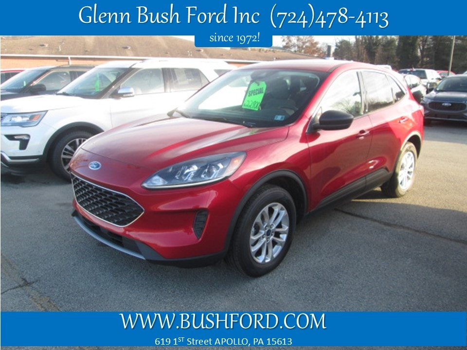 2022 Ford Escape Base's photo