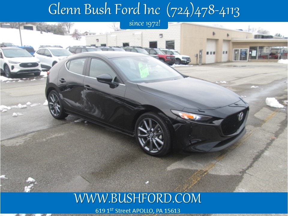 2022 Mazda Mazda3 Select's photo