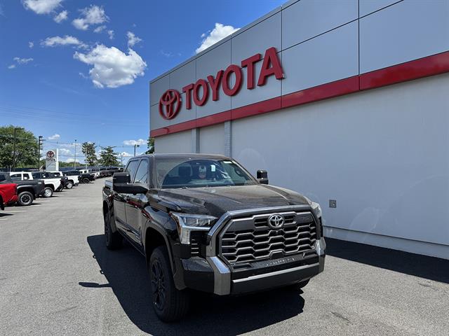 2026 Toyota Tundra PLATINUM CREWMAX 5.5 