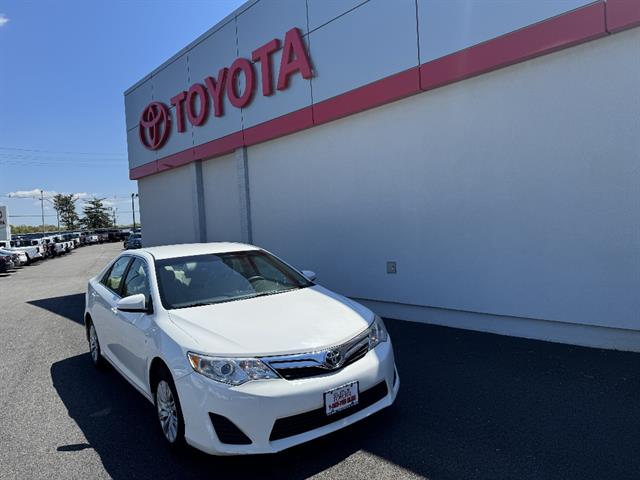 2014 Toyota Camry LE