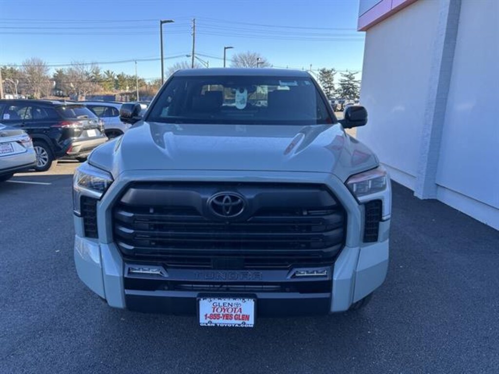 New 2026 Toyota Tundra Limited LIMITED CREWMAX 5.5