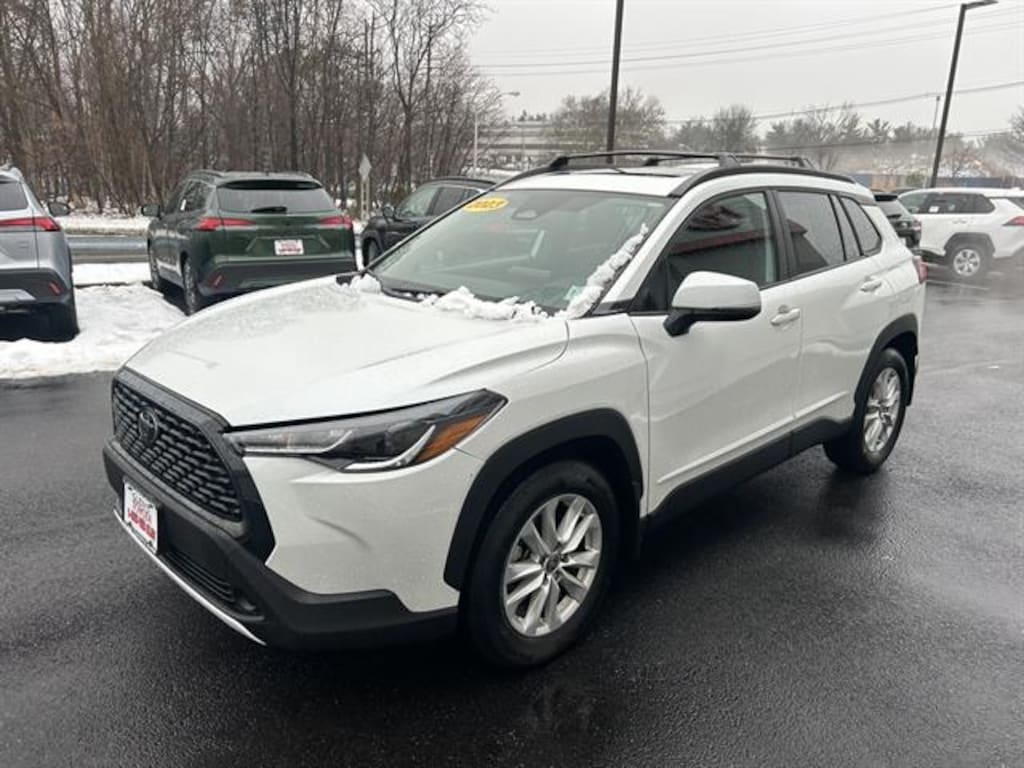 Used 2023 Toyota Corolla Cross LE SUV