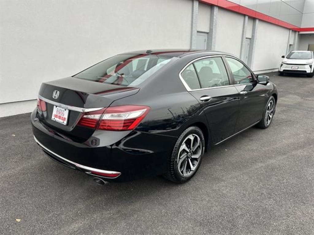 Used 2017 Honda Accord EX Sedan