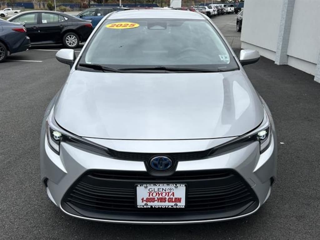 Certified 2025 Toyota Corolla Hybrid Sedan