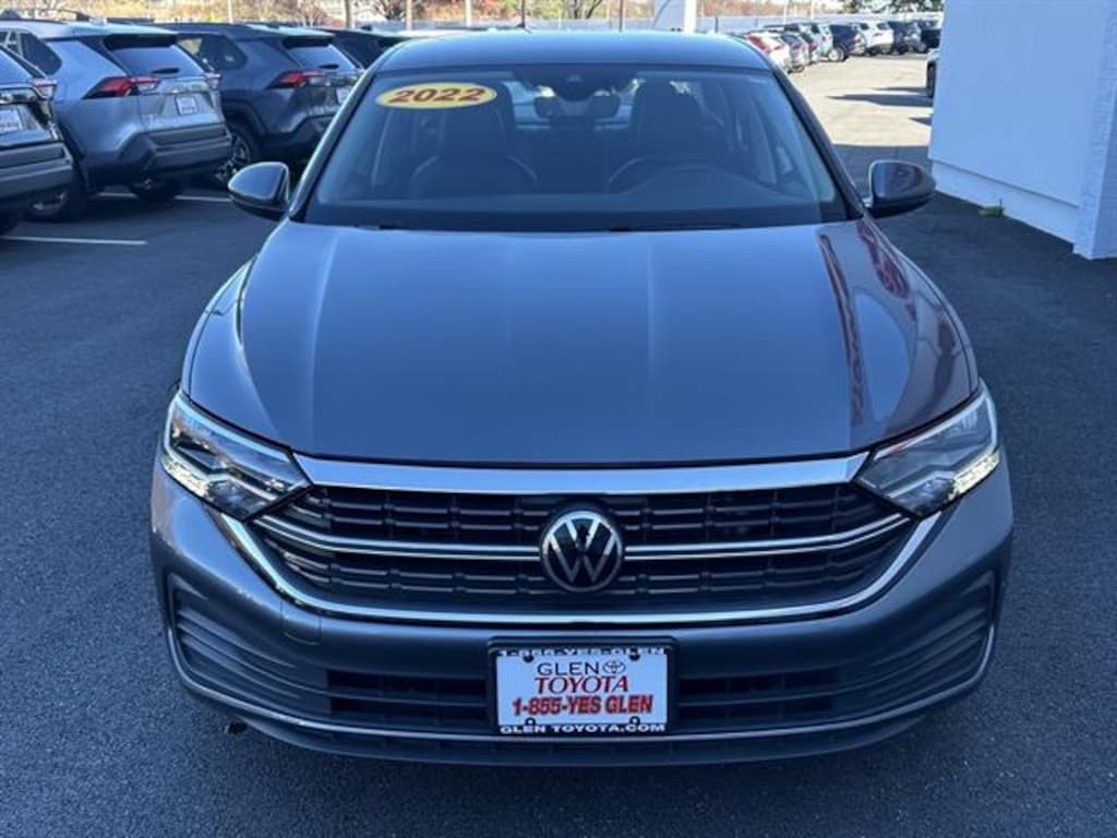 Used 2022 Volkswagen Jetta 1.5T SE Sedan