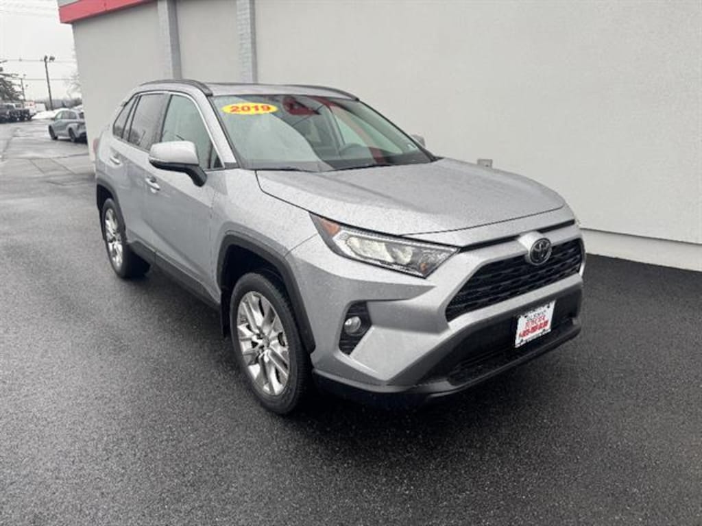 Used 2019 Toyota RAV4 XLE Premium SUV