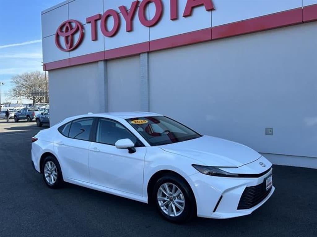 Used 2025 Toyota Camry Sedan