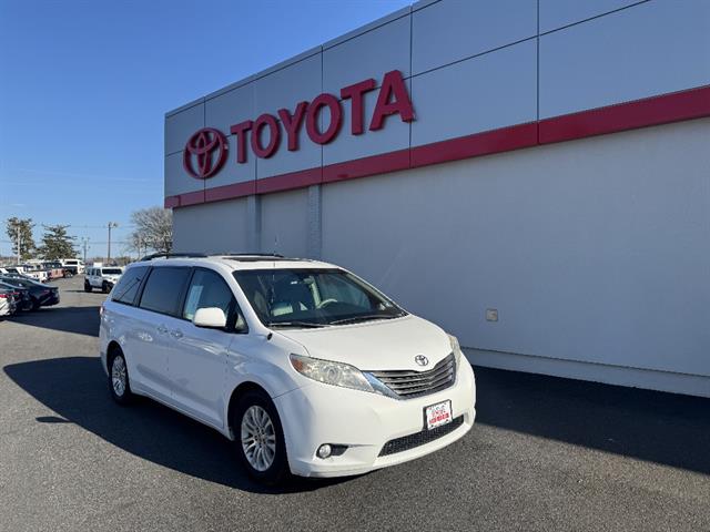 2013 Toyota Sienna XLE