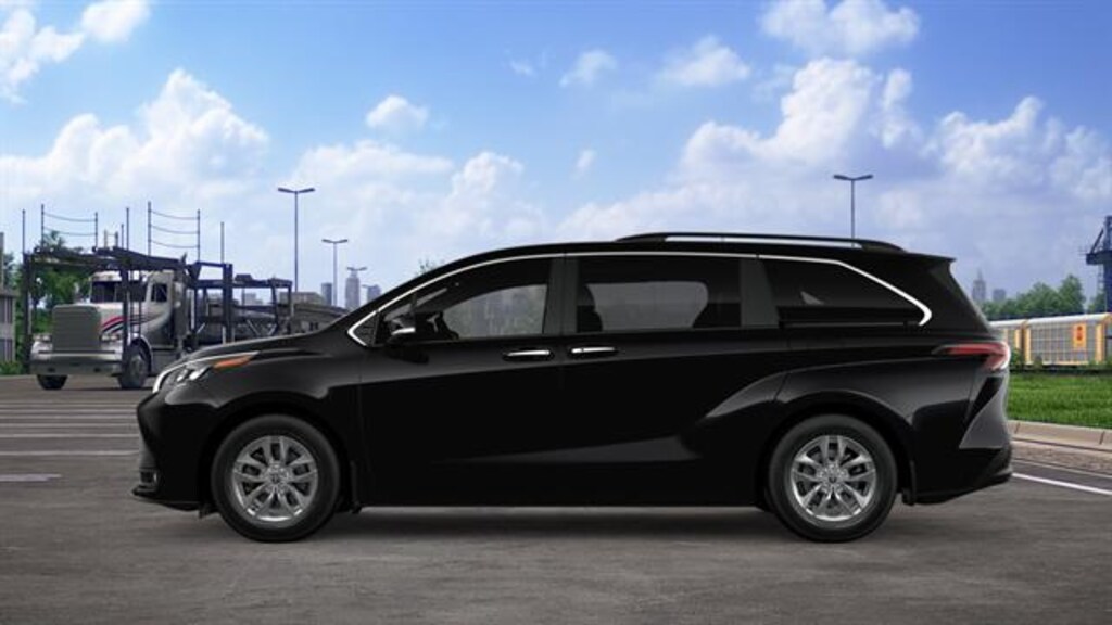 New 2026 Toyota Sienna XLE 7 PASSENGER