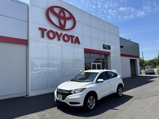 2017 Honda HR-V LX AWD's photo