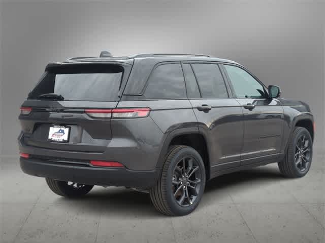 Thumbnail: 2025 Jeep Grand Cherokee - 8