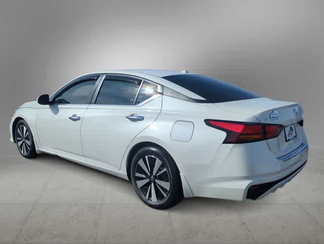 Thumbnail: 2022 Nissan Altima - 6