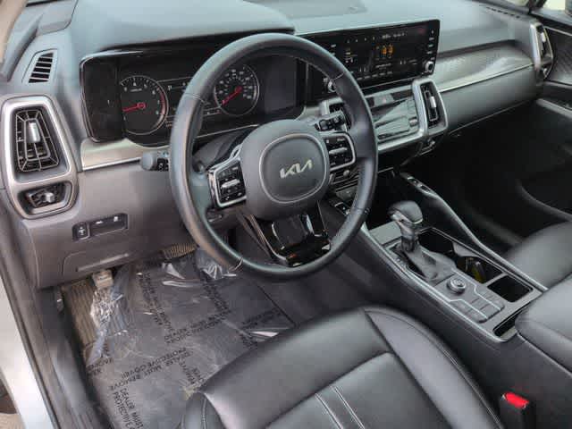 Thumbnail: 2022 Kia Sorento - 10