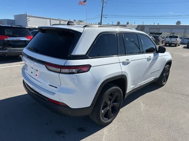 Thumbnail: 2023 Jeep Grand Cherokee - 20