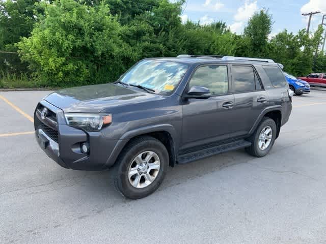 Thumbnail: 2015 Toyota 4Runner - 12