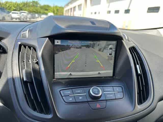 Thumbnail: 2019 Ford Escape - 10