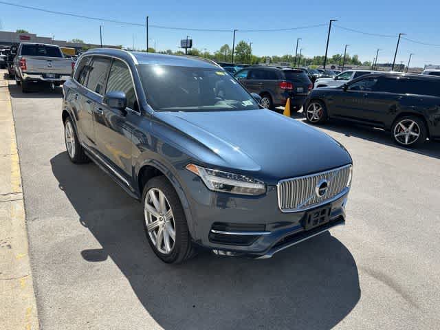 Thumbnail: 2019 Volvo XC90 - 23