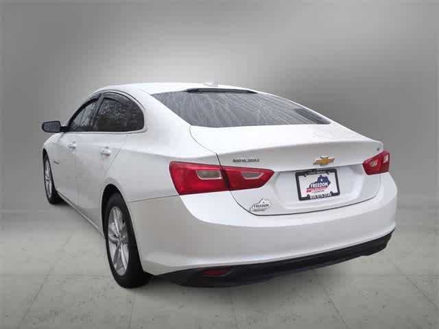 Thumbnail: 2017 Chevrolet Malibu - 6