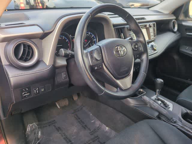 Thumbnail: 2017 Toyota RAV4 - 10