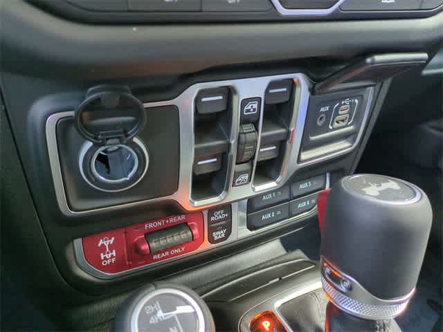 Thumbnail: 2026 Jeep Wrangler - 32