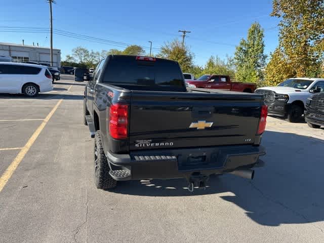 Thumbnail: 2016 Chevrolet Silverado 2500 - 21