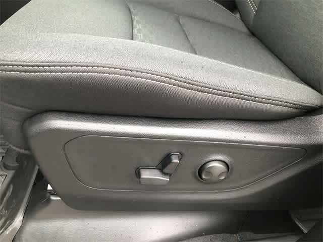 Thumbnail: 2026 RAM 1500 - 28