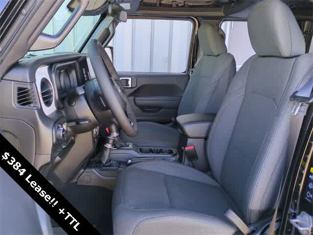 Thumbnail: 2026 Jeep Wrangler - 16