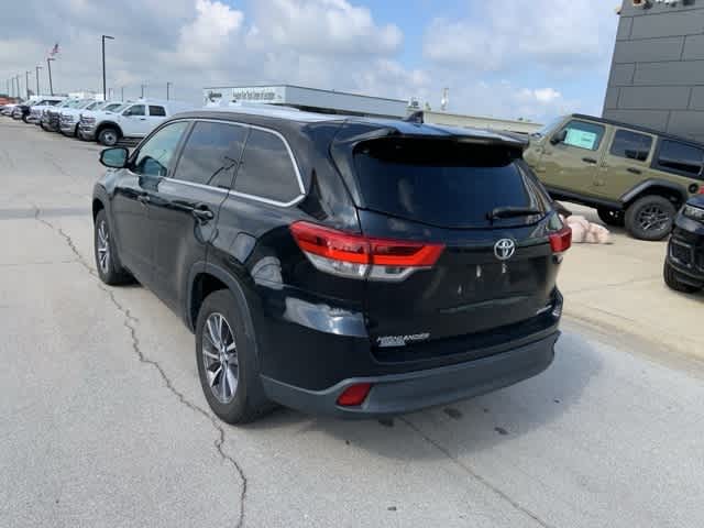 Thumbnail: 2018 Toyota Highlander - 22