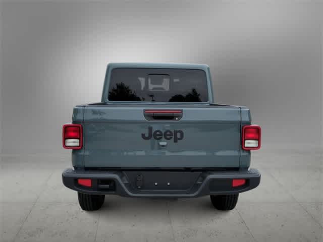 Thumbnail: 2025 Jeep Gladiator - 7