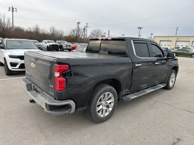 Thumbnail: 2022 Chevrolet Silverado 1500 - 24