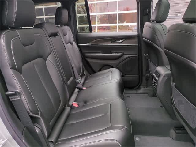 Thumbnail: 2025 Jeep Grand Cherokee - 22