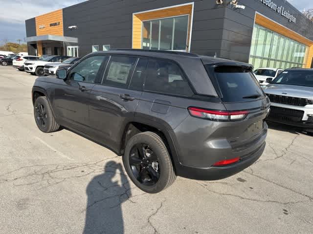 Thumbnail: 2025 Jeep Grand Cherokee - 12