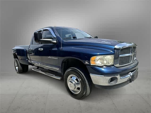 2004 Dodge Ram 3500 SLT 2