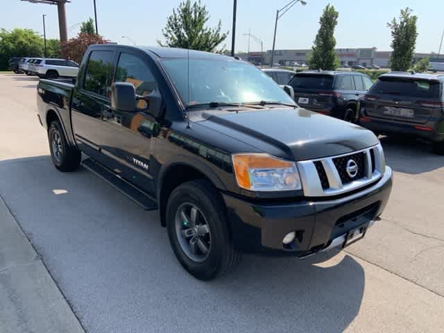 Thumbnail: 2015 Nissan Titan - 25