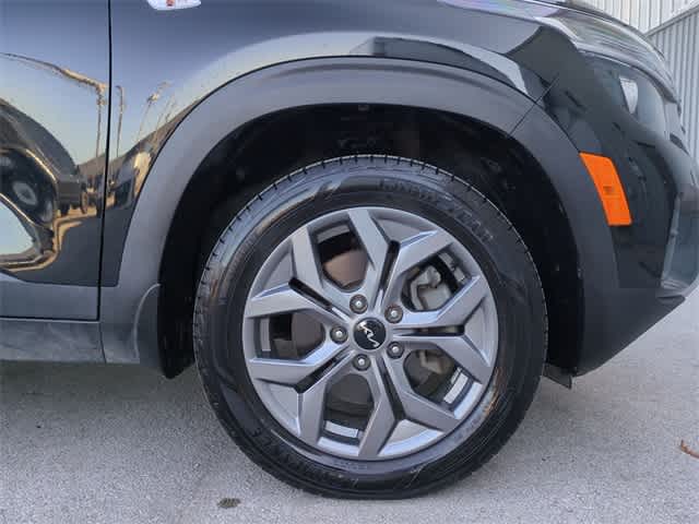 Thumbnail: 2024 Kia Seltos - 14