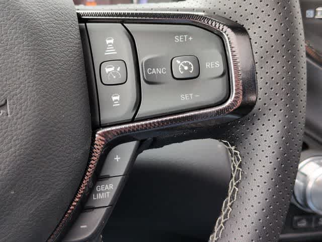 Thumbnail: 2026 RAM 1500 - 27