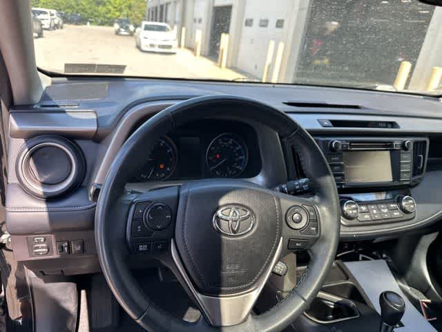 Thumbnail: 2017 Toyota RAV4 - 7