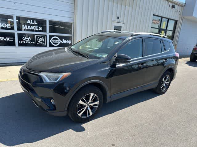 Thumbnail: 2017 Toyota RAV4 - 15