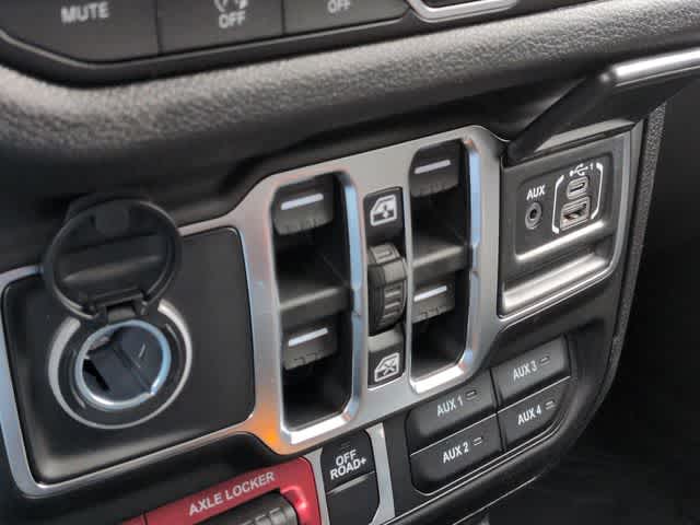 Thumbnail: 2026 Jeep Gladiator - 31