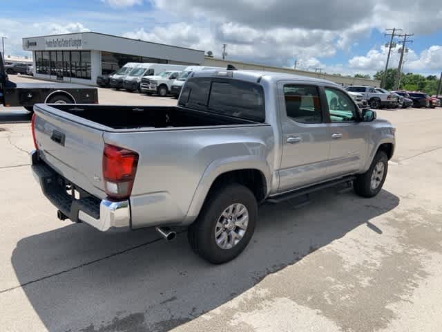Thumbnail: 2018 Toyota Tacoma - 23