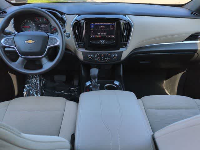 Thumbnail: 2023 Chevrolet Traverse - 15