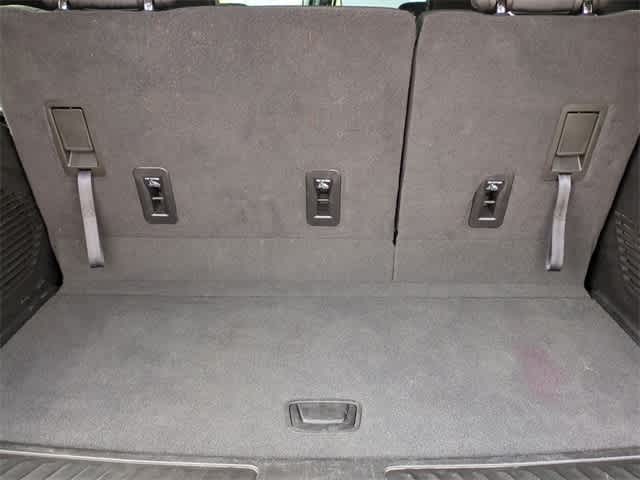 Thumbnail: 2024 Chevrolet Tahoe - 33