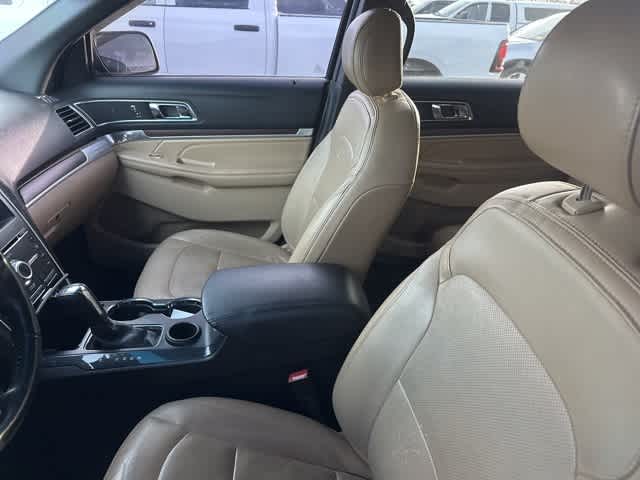 Thumbnail: 2016 Ford Explorer - 3