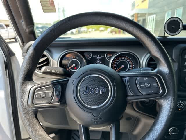 Thumbnail: 2021 Jeep Gladiator - 9