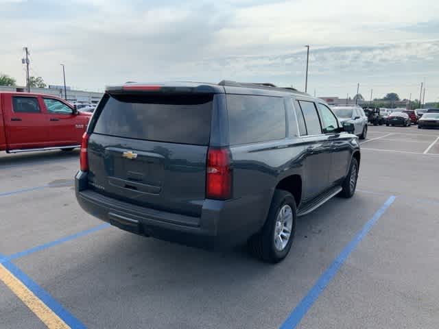 2020 Chevrolet Suburban LT 27